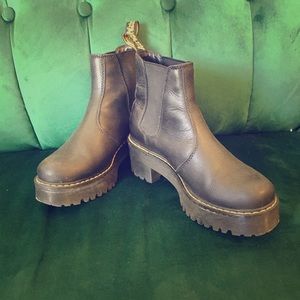 Dr. Marten’s ROMETTY WOMEN’S Platform Boots
